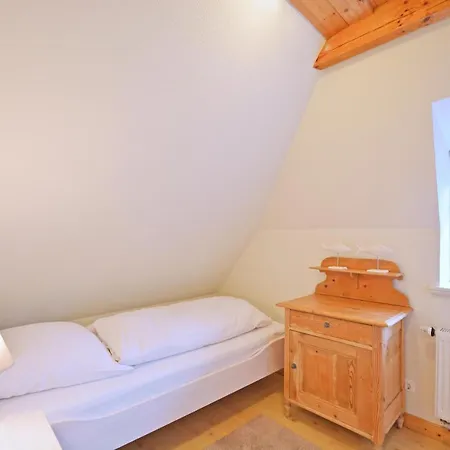 Apartment Marys Hus 1 Midlum (Schleswig-Holstein)